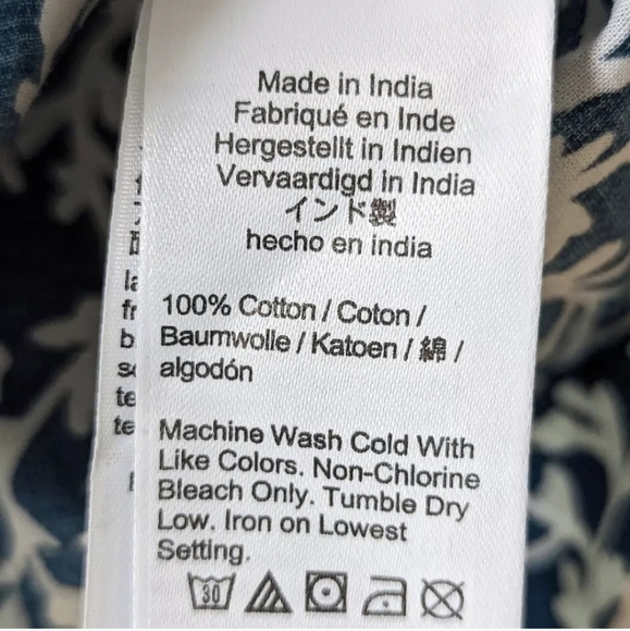 🆕️ J Crew Blue & White Top with Smocked Elastic Ruffle Straps. NWT - Picture 8 of 11